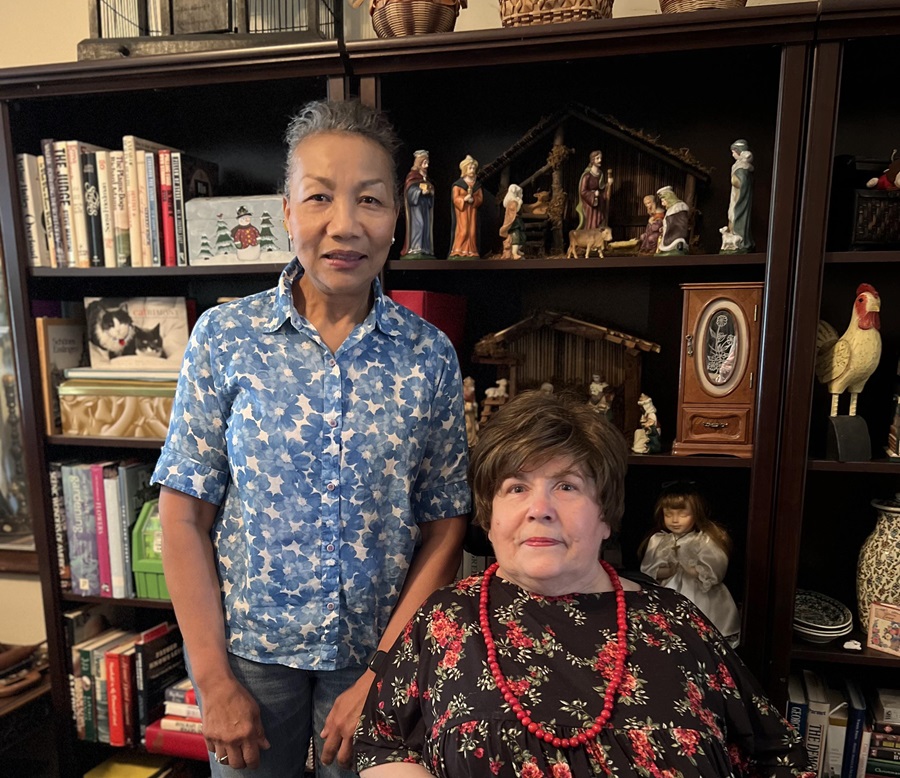 Picture of Valerie and Margarete